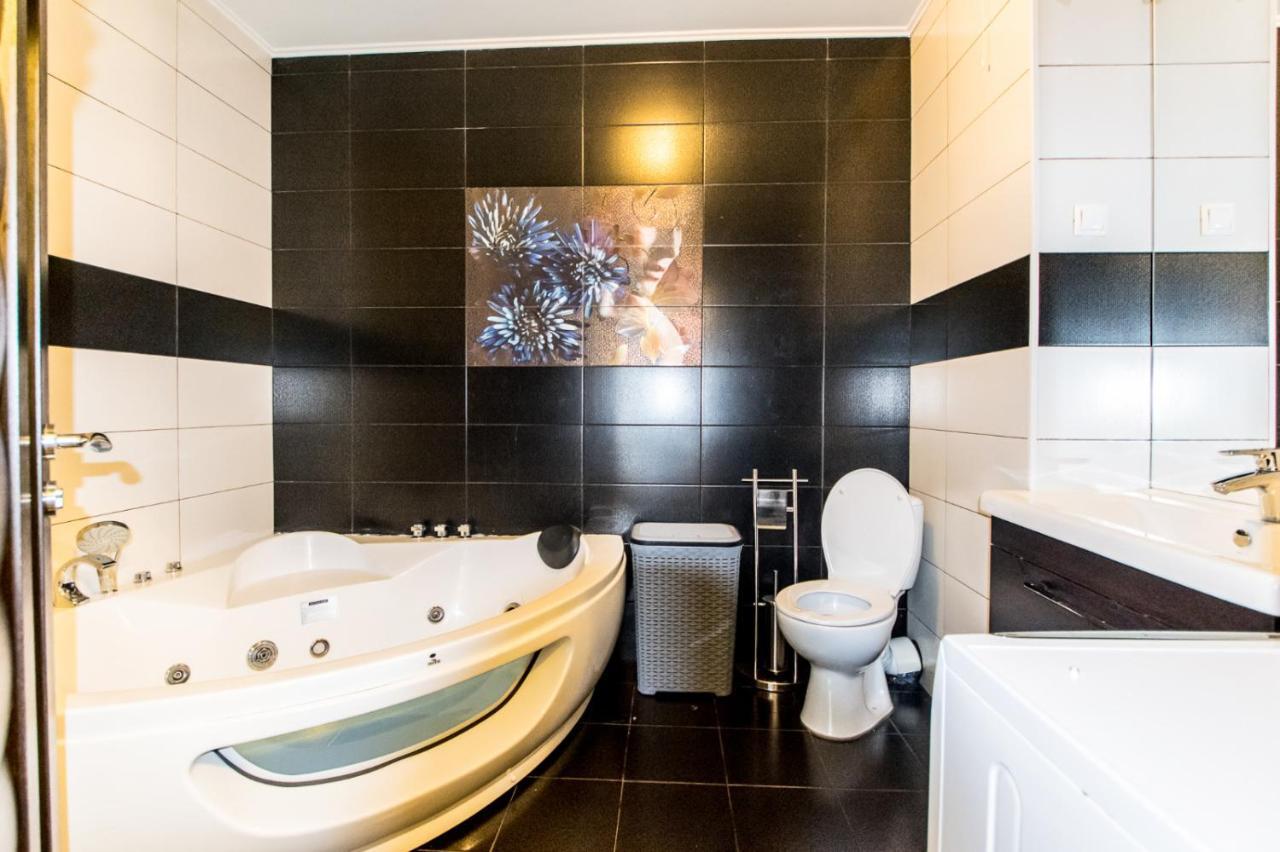 Luxury Hotel Riviera Cluj-Napoca Eksteriør billede